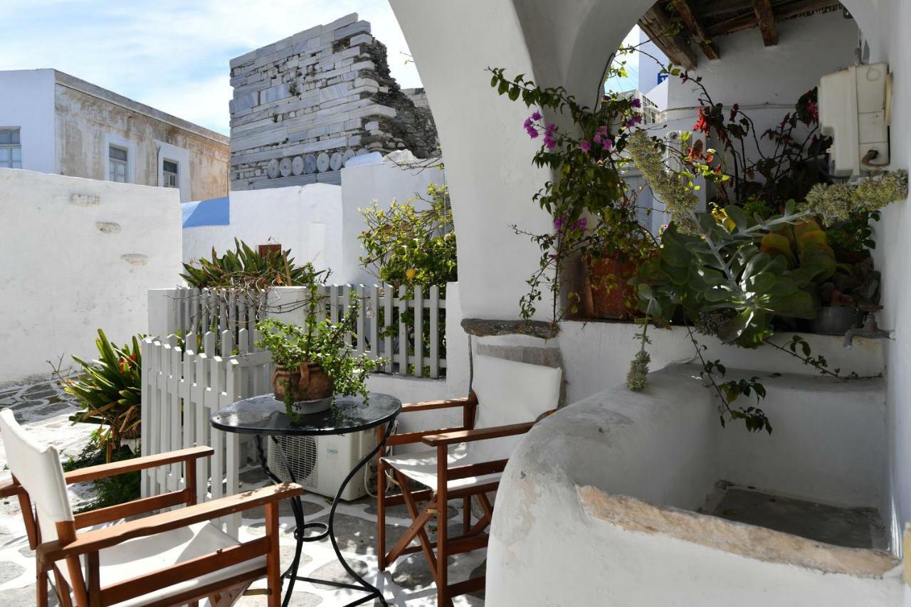 Kastro Cozy Guesthouse Páros Dış mekan fotoğraf