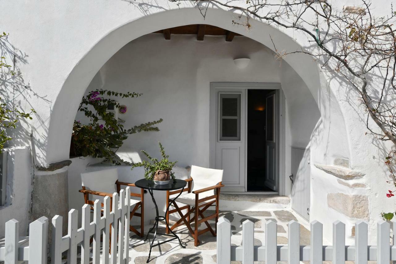Kastro Cozy Guesthouse Páros Dış mekan fotoğraf